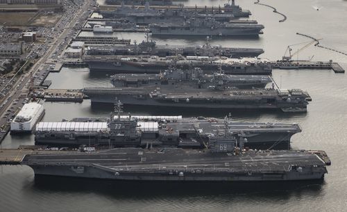 aircraft_carriers_large.jpg