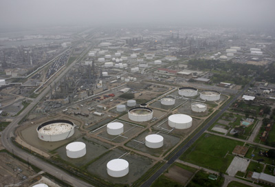 oil_refinery.jpg